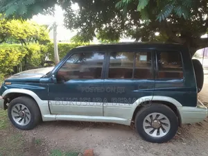 Suzuki Escudo 2009 Blue