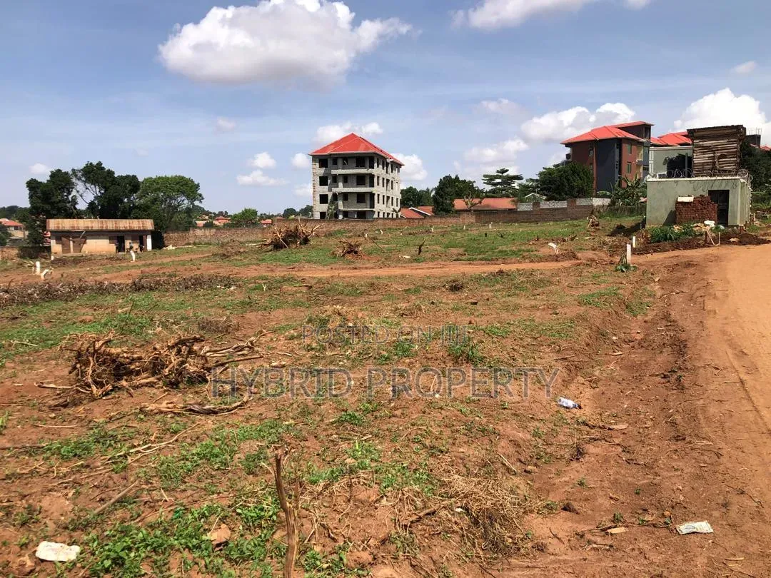 Prime Plots for Sale at Wakiso~Kayunga Senge Executive Land Estate V