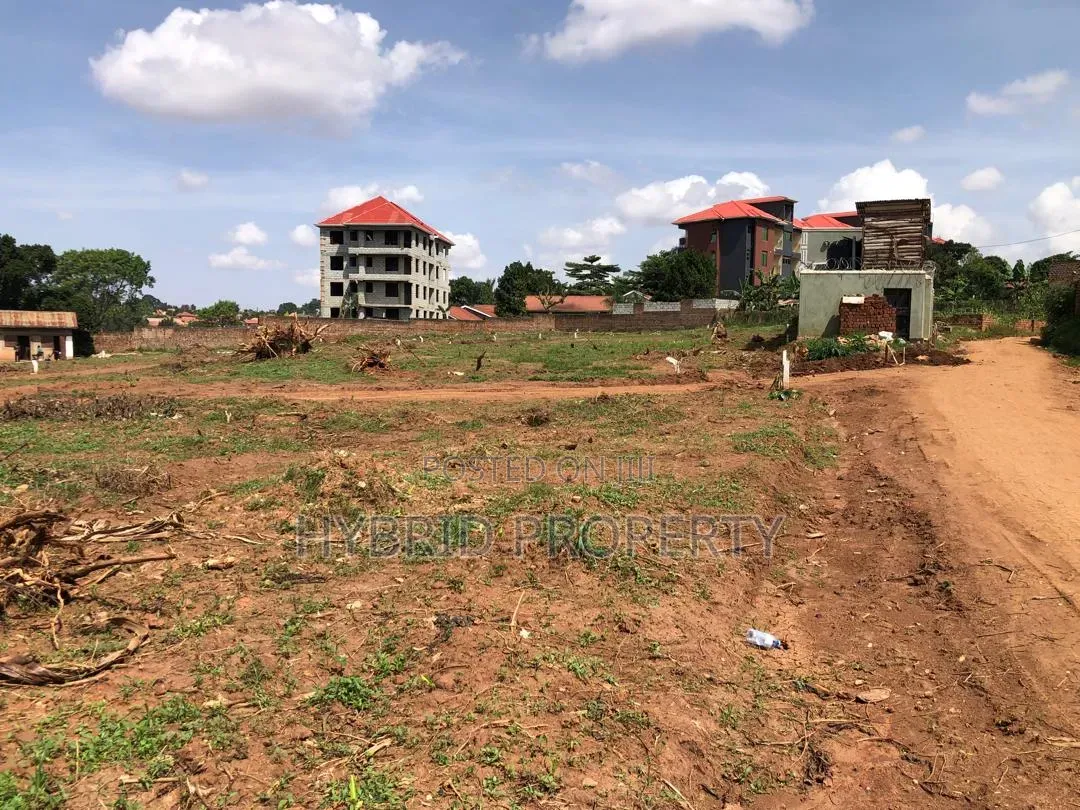 Prime Plots for Sale at Wakiso~Kayunga Senge Executive Land Estate V