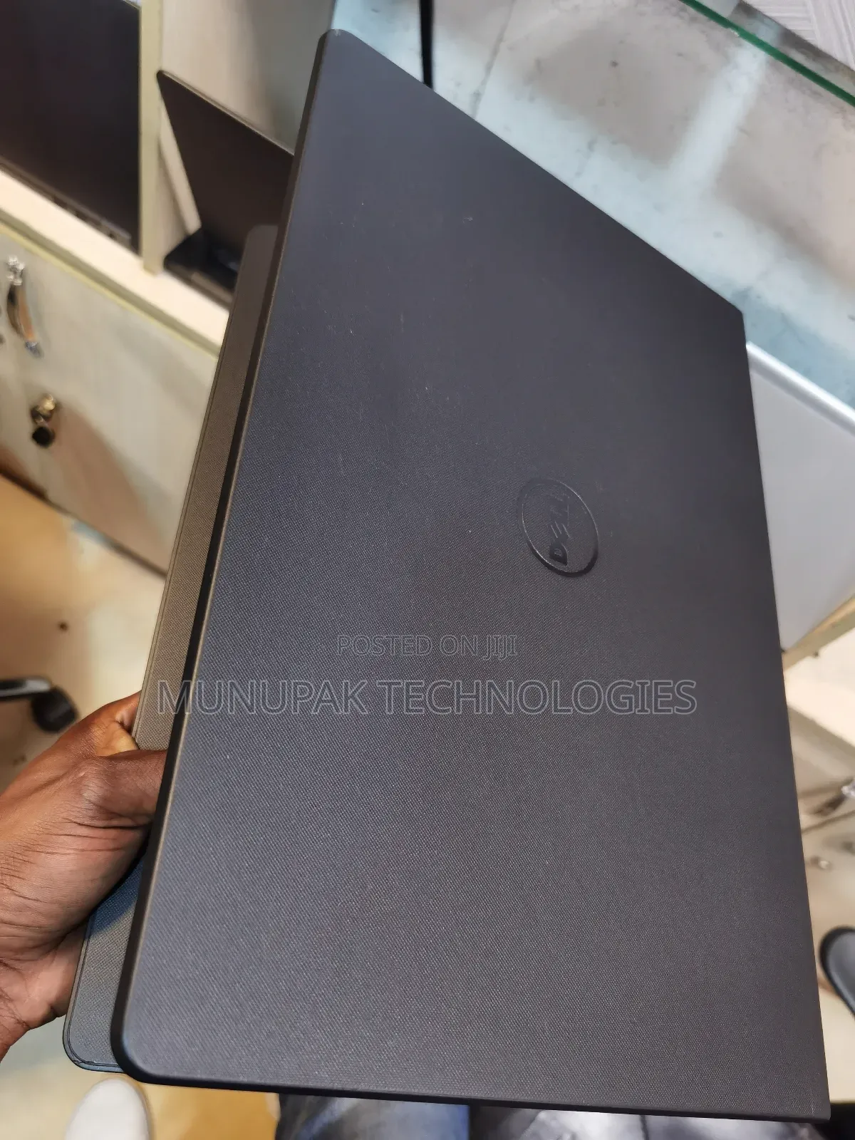 Laptop Dell Inspiron 15 3567 8GB Intel Core i5 HDD 500GB