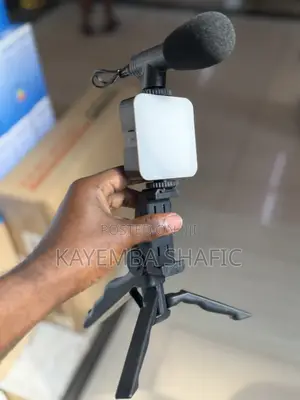 Ay-49 Video Vlogging Kit With Microphone Led Fill Light (Brand New)