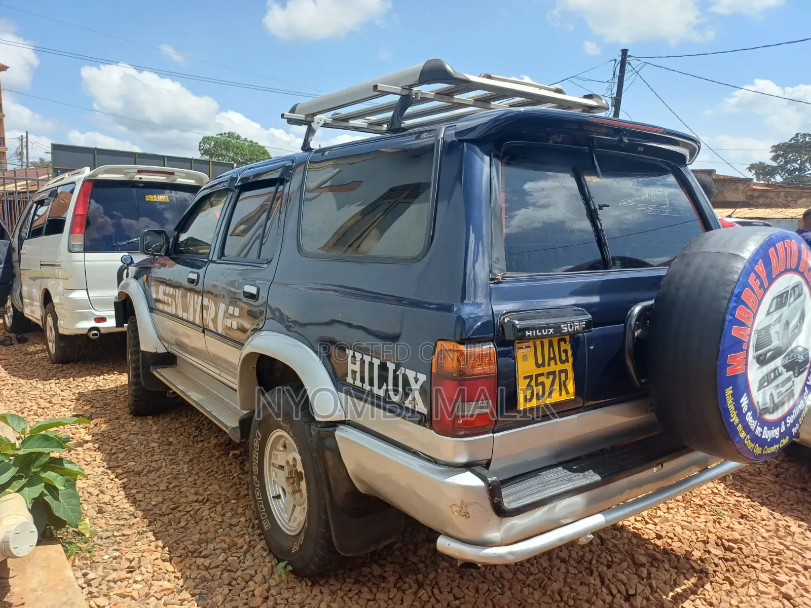 Toyota Hilux Surf 1998 Blue