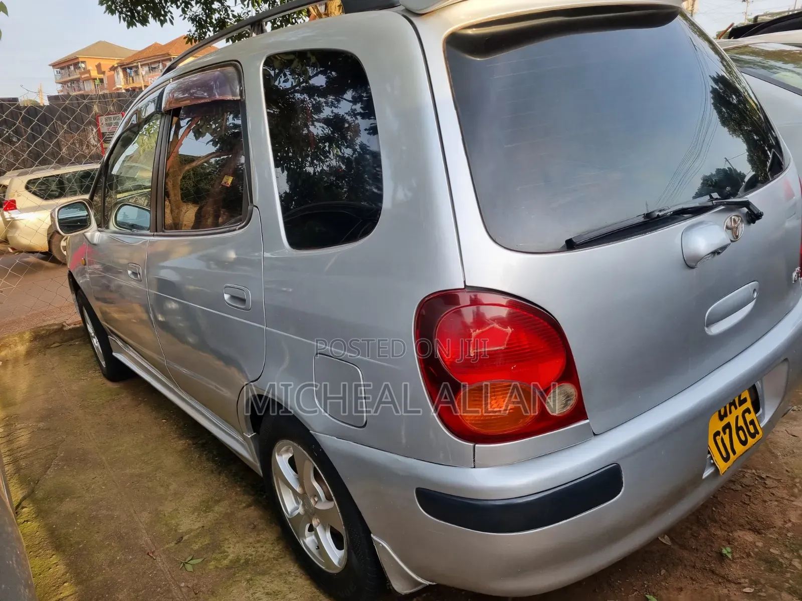 Toyota Corolla Spacio 2000 Silver