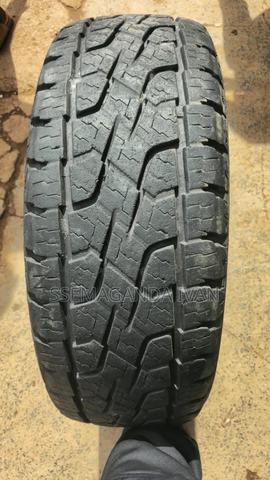 275/65r18 Used Sportrak Tyres for V8 Landcruiser