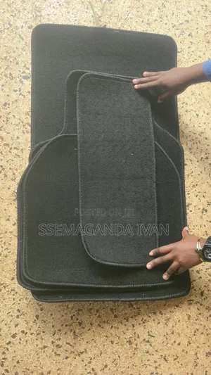 Woolen Car Carpet for Subaru Brand New