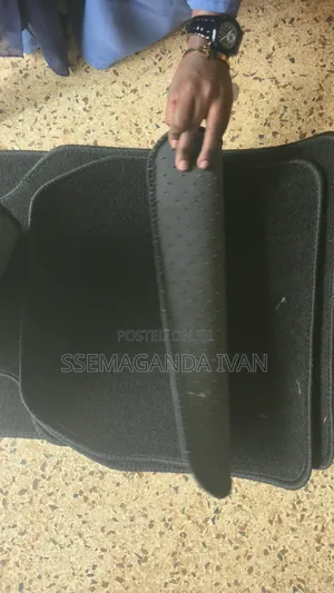 Woolen Car Carpet for Subaru Brand New