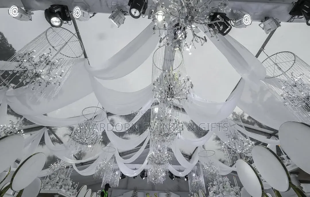 White Gold Wedding of 300 Guests