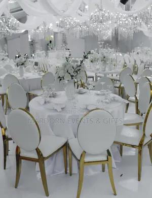 White Gold Wedding of 300 Guests