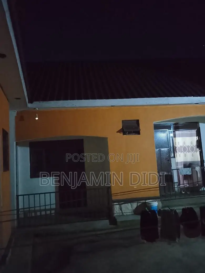 Kawanda Town Rentals on Sale