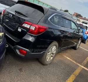 Subaru Outback 2.5i Limited PZEV 4dr Wagon AWD (2.5L 4cyl CVT) 2015 Black