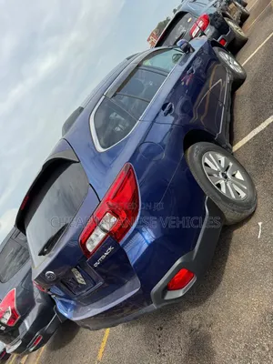 Subaru Outback 2.5i Limited PZEV 4dr Wagon AWD (2.5L 4cyl CVT) 2014 Blue