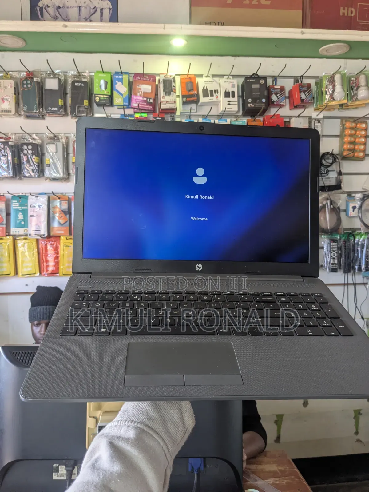 Laptop HP 255 G6 4GB AMD SSD 128GB
