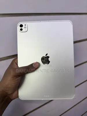New Apple iPad Pro 11 (2025) 256 GB Silver