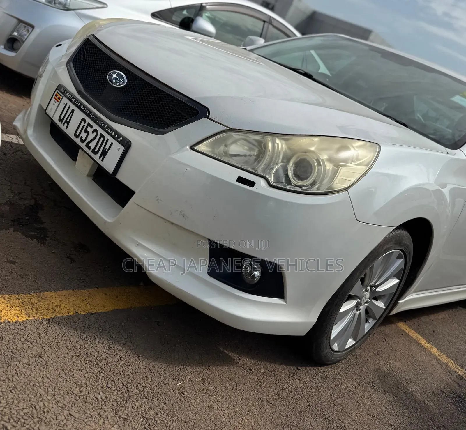 Subaru Legacy 2.5i Limited 2011 White