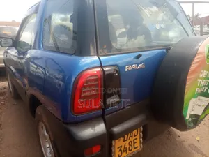 Toyota RAV4 Cabriolet 1998 Blue