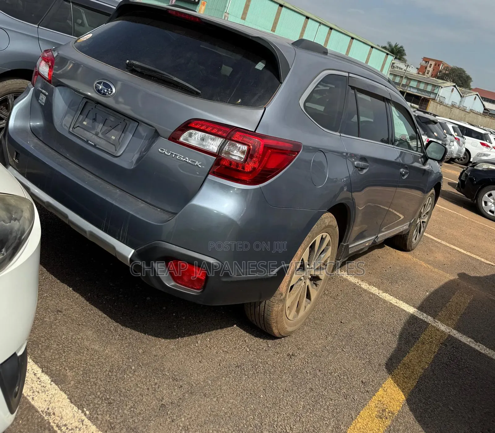 Subaru Outback 2.5i Premium AWD 2016 Gray
