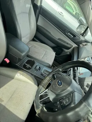 Subaru Outback 2.5i Premium AWD 2017 Gray