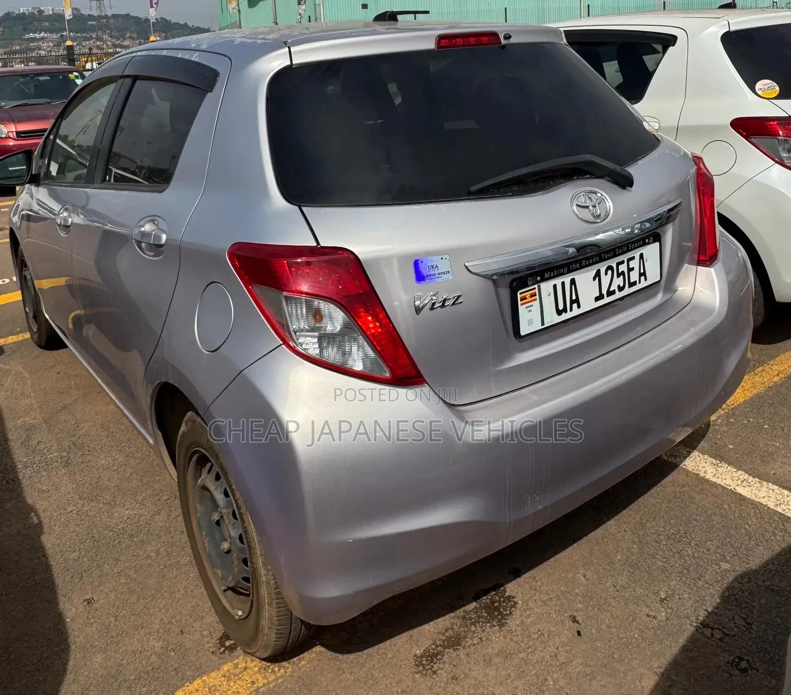 Toyota Vitz 1.0 FWD 5dr 2012 Pink