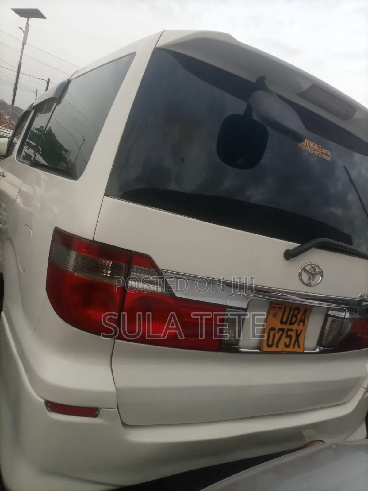 Toyota Alphard 2.4 Petrol FWD 2004 White