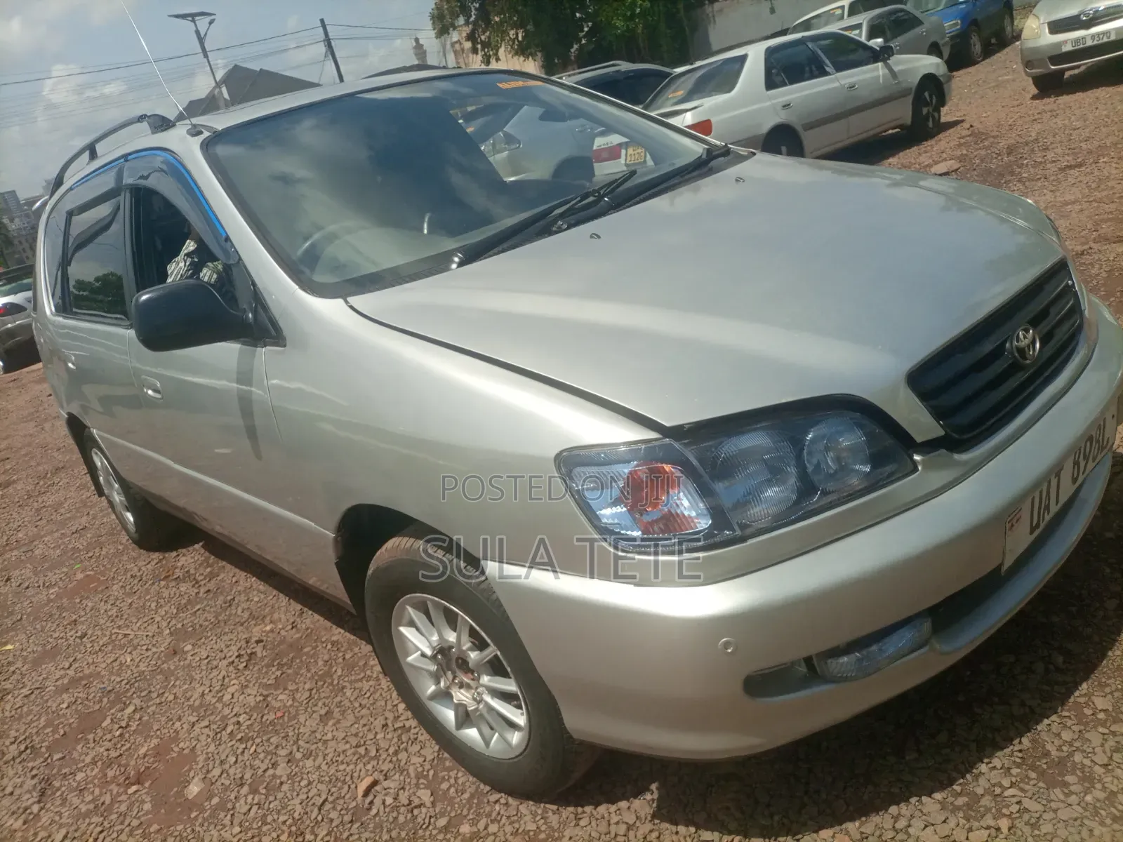 Toyota Ipsum 1998 Silver