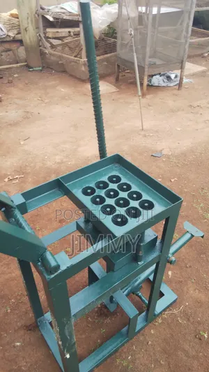 Charcoal Briquette Making Machine