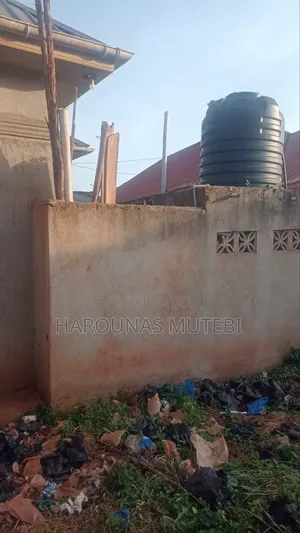 Furnished 4bdrm House in Phaze 2 Wakiso for sale