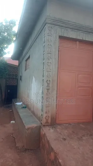 Furnished 4bdrm House in Phaze 2 Wakiso for sale
