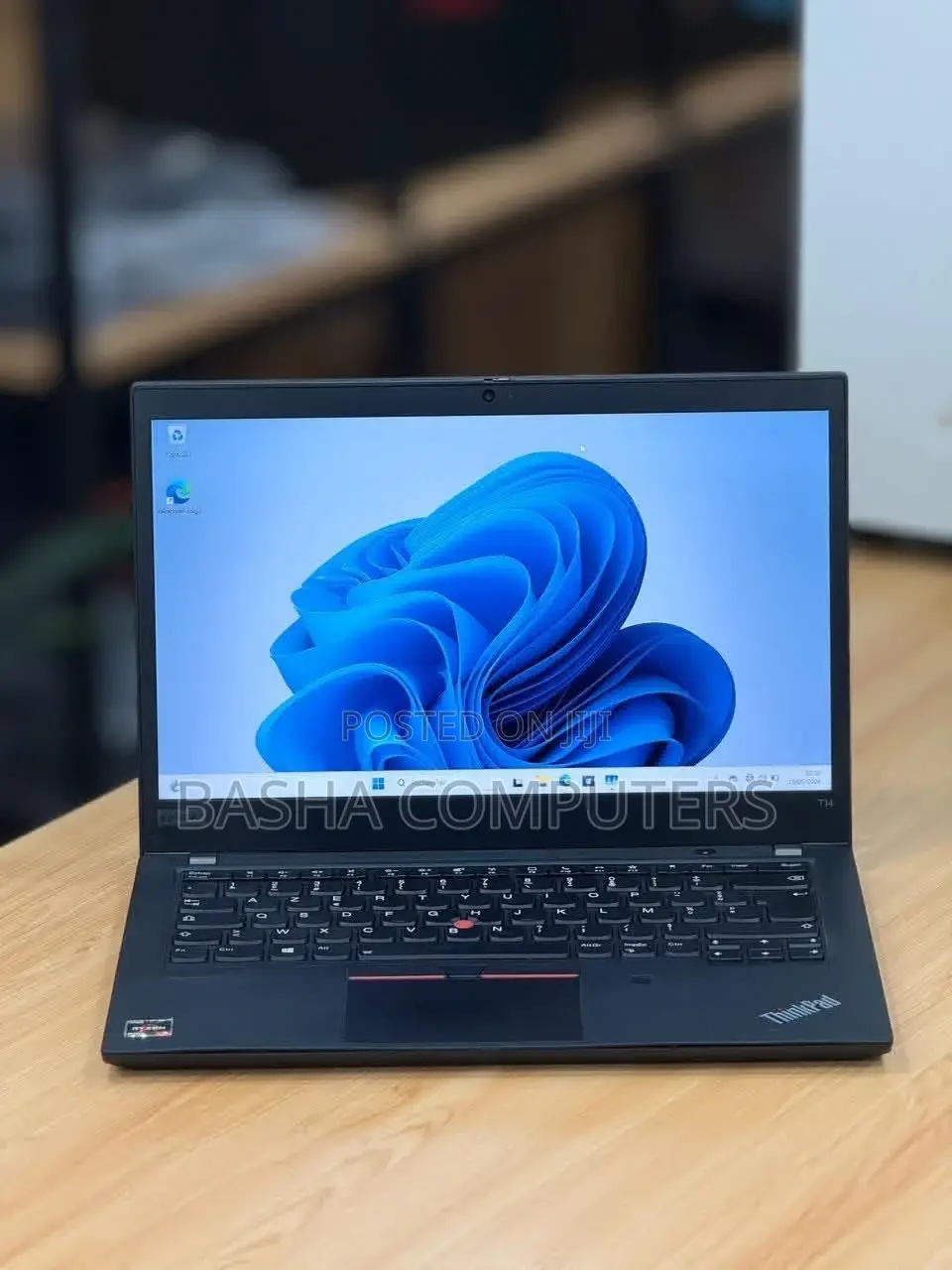 New Laptop Lenovo ThinkPad T14 16GB AMD Ryzen 7 SSD 512GB