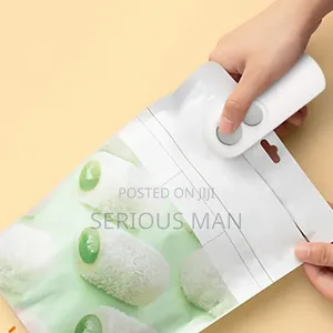 2-in-1 Portable Heat Sealer and Cutter for Snack Bags.