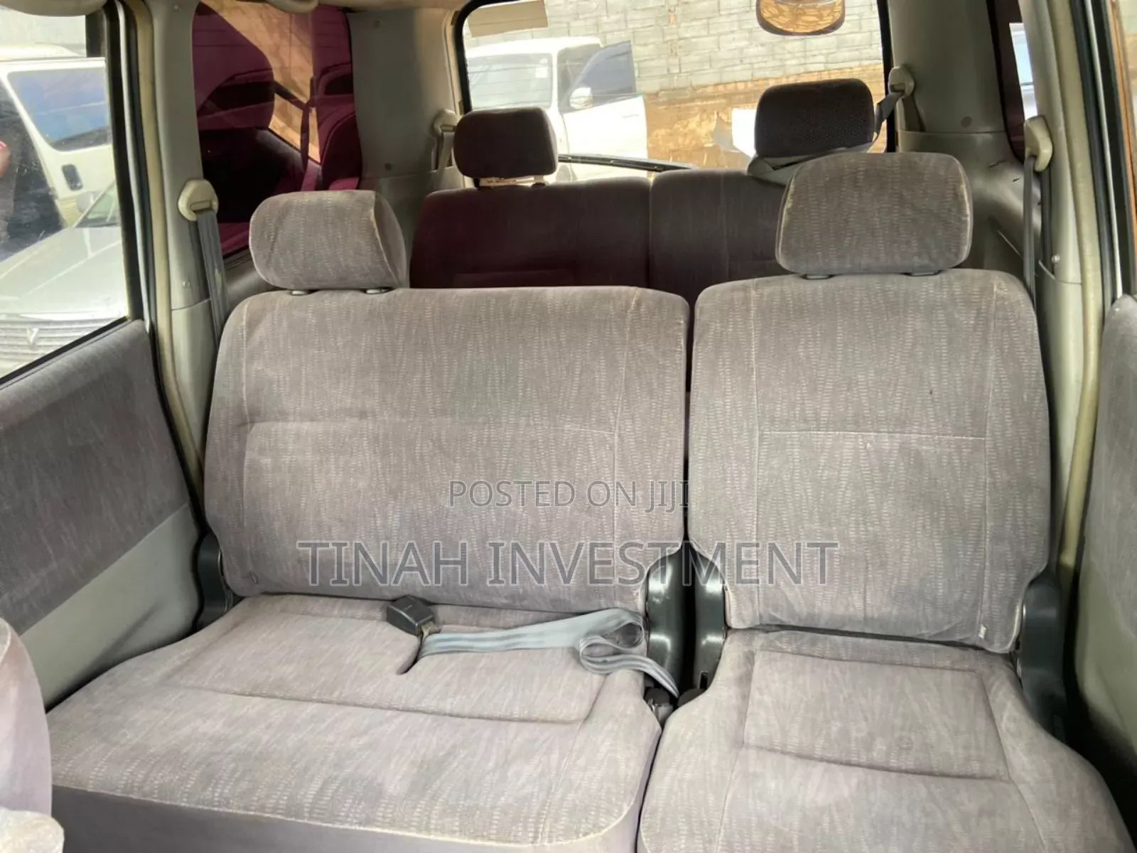 Toyota Noah 2005 Silver