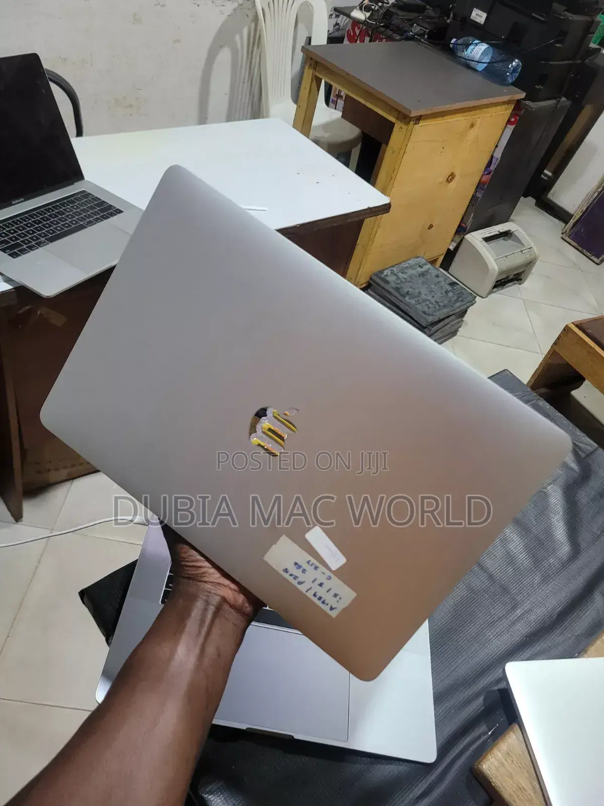 Laptop Apple MacBook Pro 2017 8GB Intel Core i5 SSD 256GB