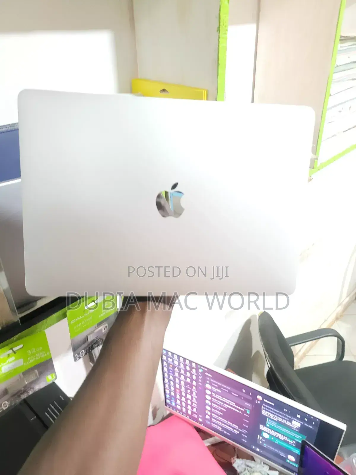 Laptop Apple MacBook Pro 2017 8GB Intel Core i5 SSD 256GB