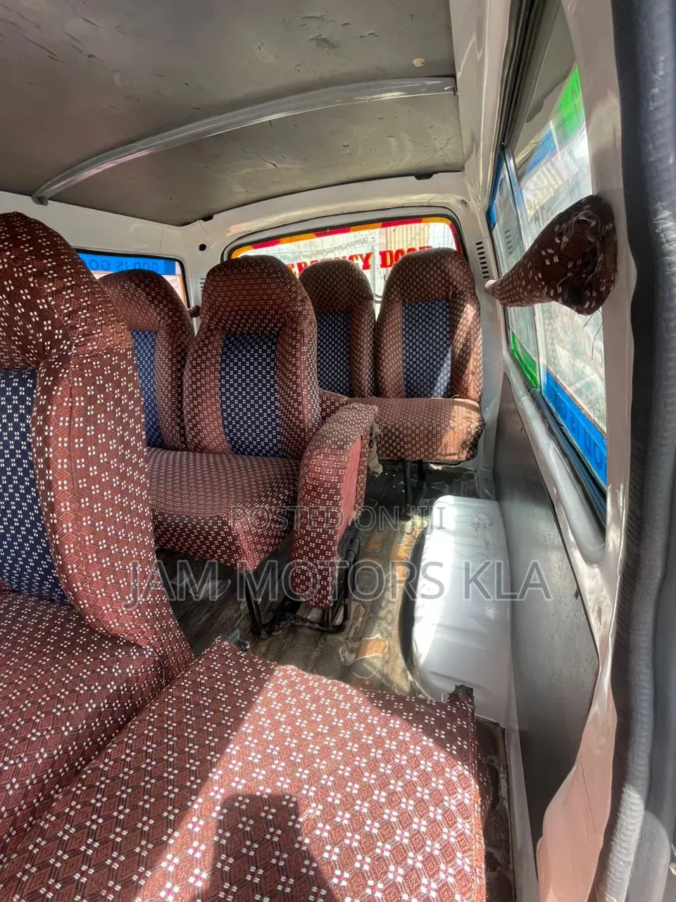 Toyota HiAce 2003 White