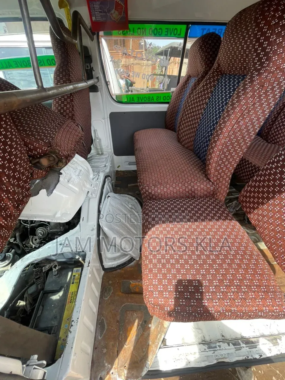 Toyota HiAce 2003 White