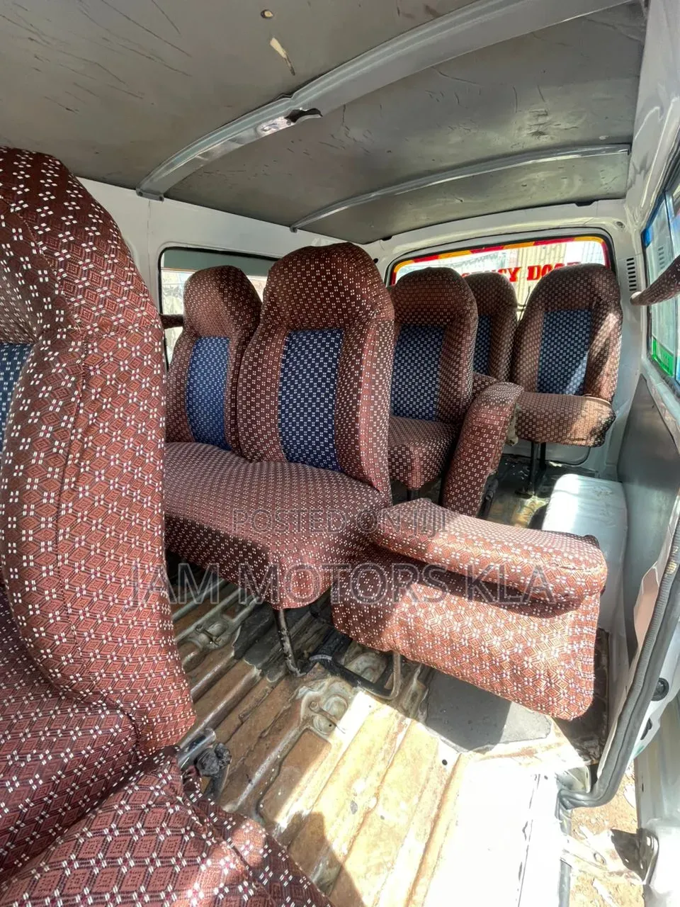 Toyota HiAce 2003 White