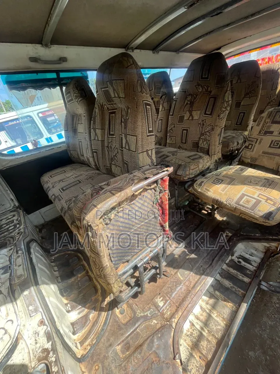 Toyota HiAce 1998 White