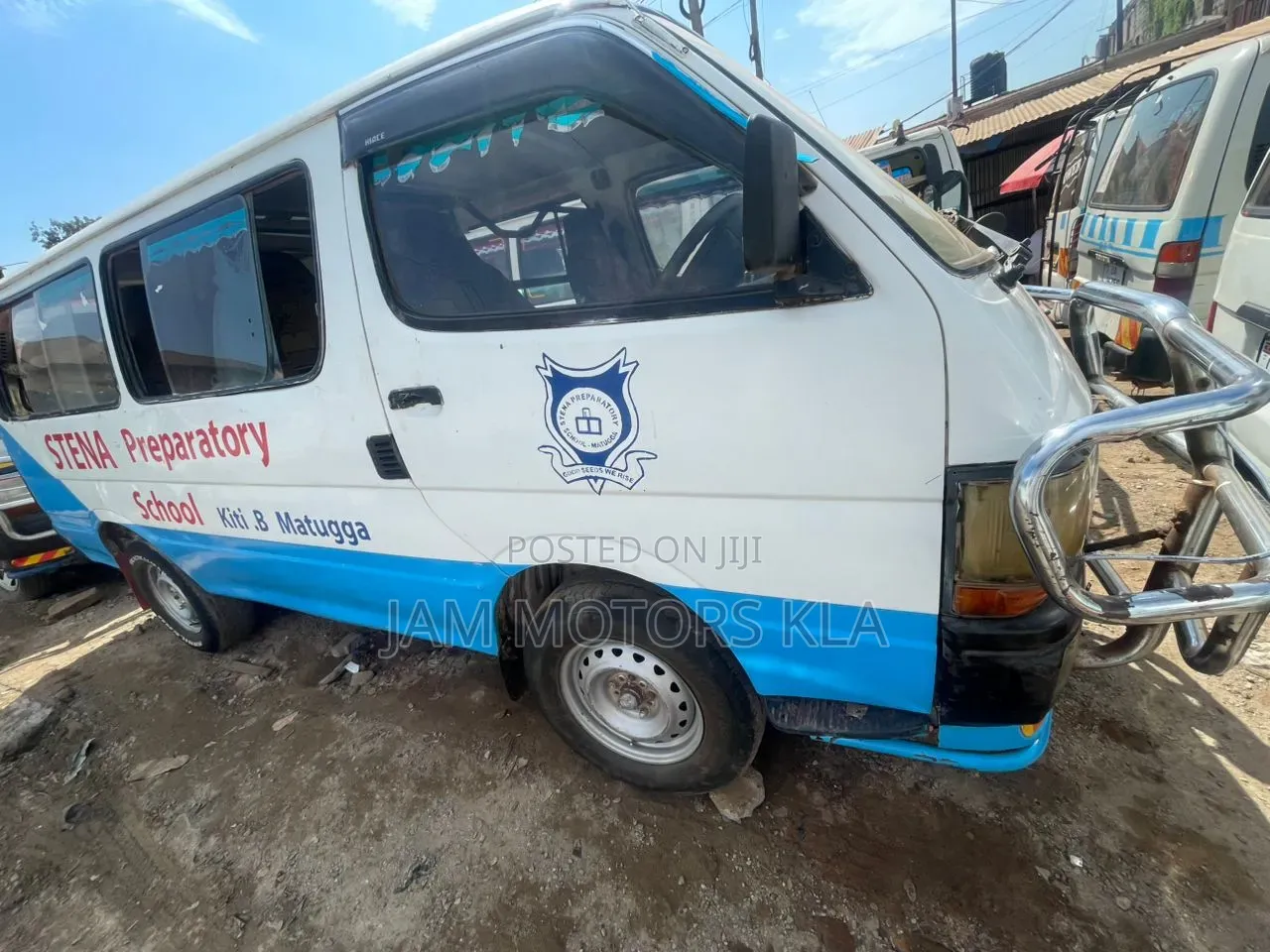 Toyota HiAce 1998 White