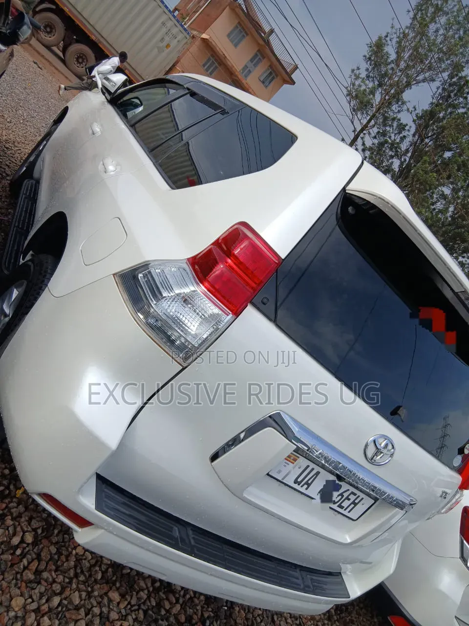 Toyota Land Cruiser Prado 2013 White