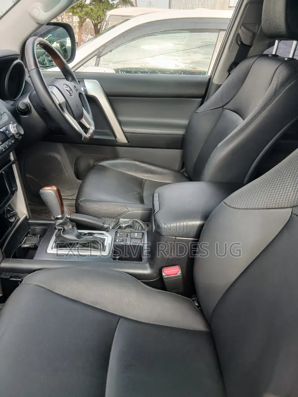 Toyota Land Cruiser Prado 2013 White