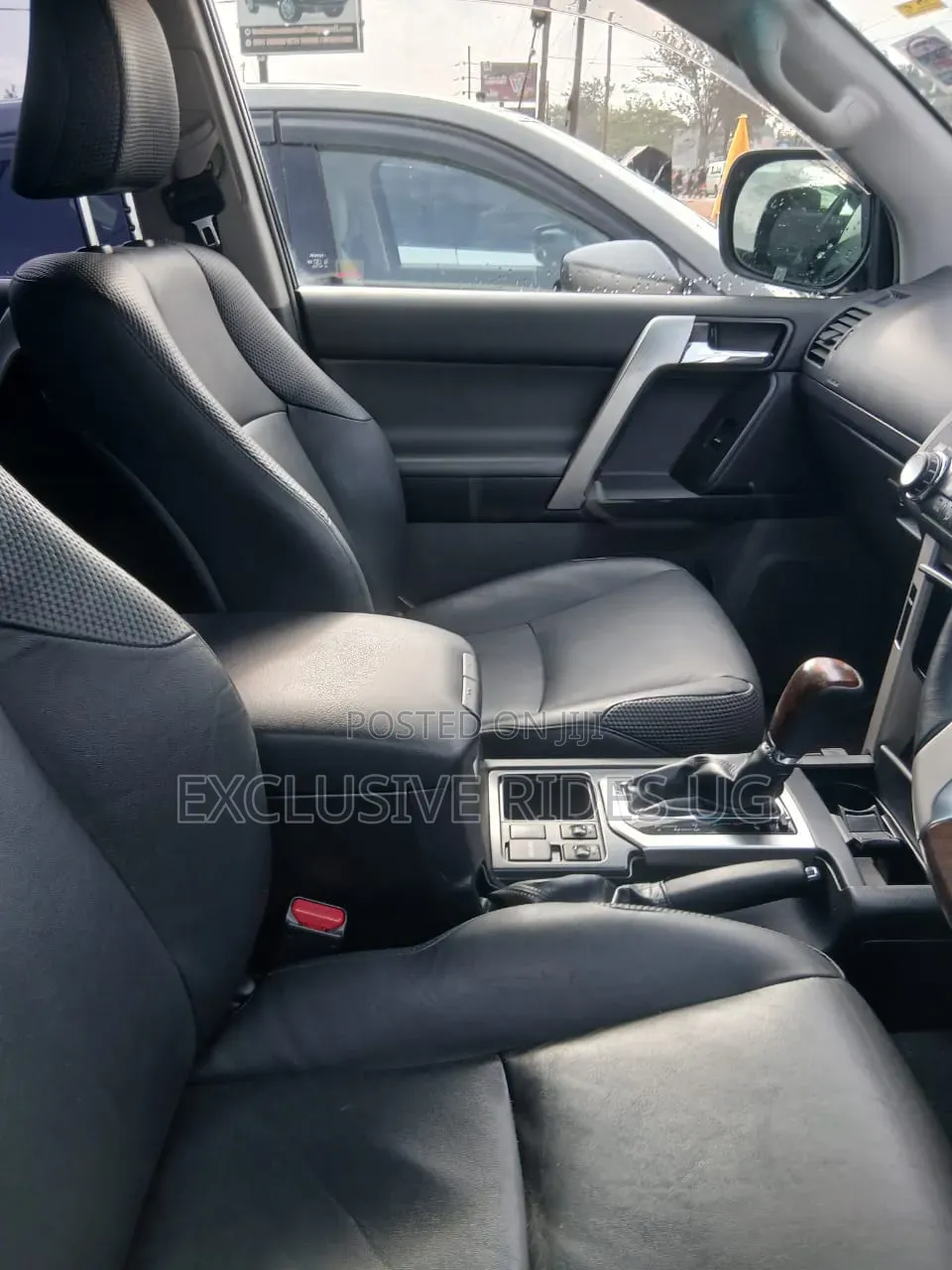 Toyota Land Cruiser Prado 2013 White