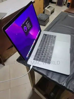 Laptop Apple MacBook Pro 2018 8GB Intel Core i5 SSD 256GB