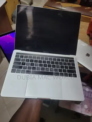 Laptop Apple MacBook Pro 2019 8GB Intel Core i5 SSD 256GB