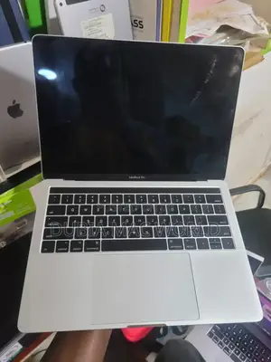 Laptop Apple MacBook Pro 2019 8GB Intel Core i5 SSD 256GB