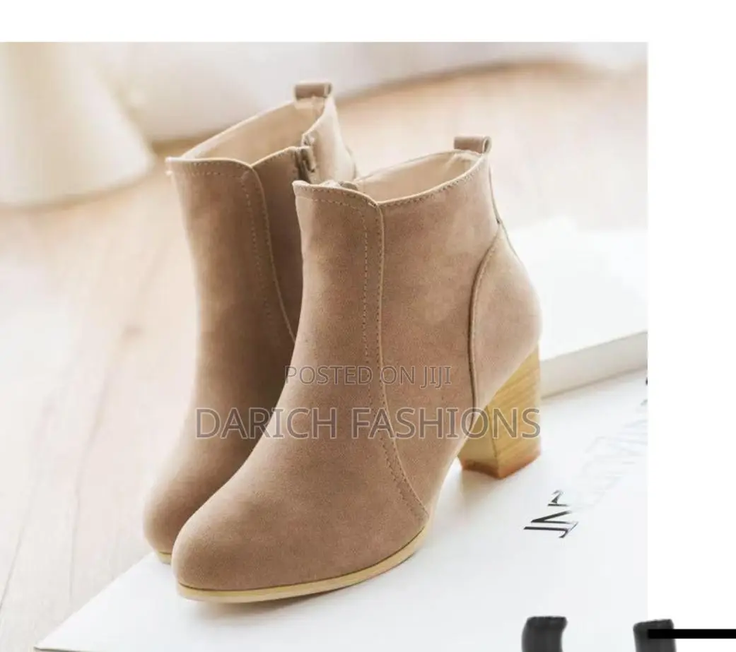 Women's Suede Boots