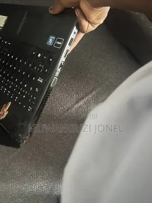 Laptop Acer Aspire 5252 4GB AMD HDD 500GB