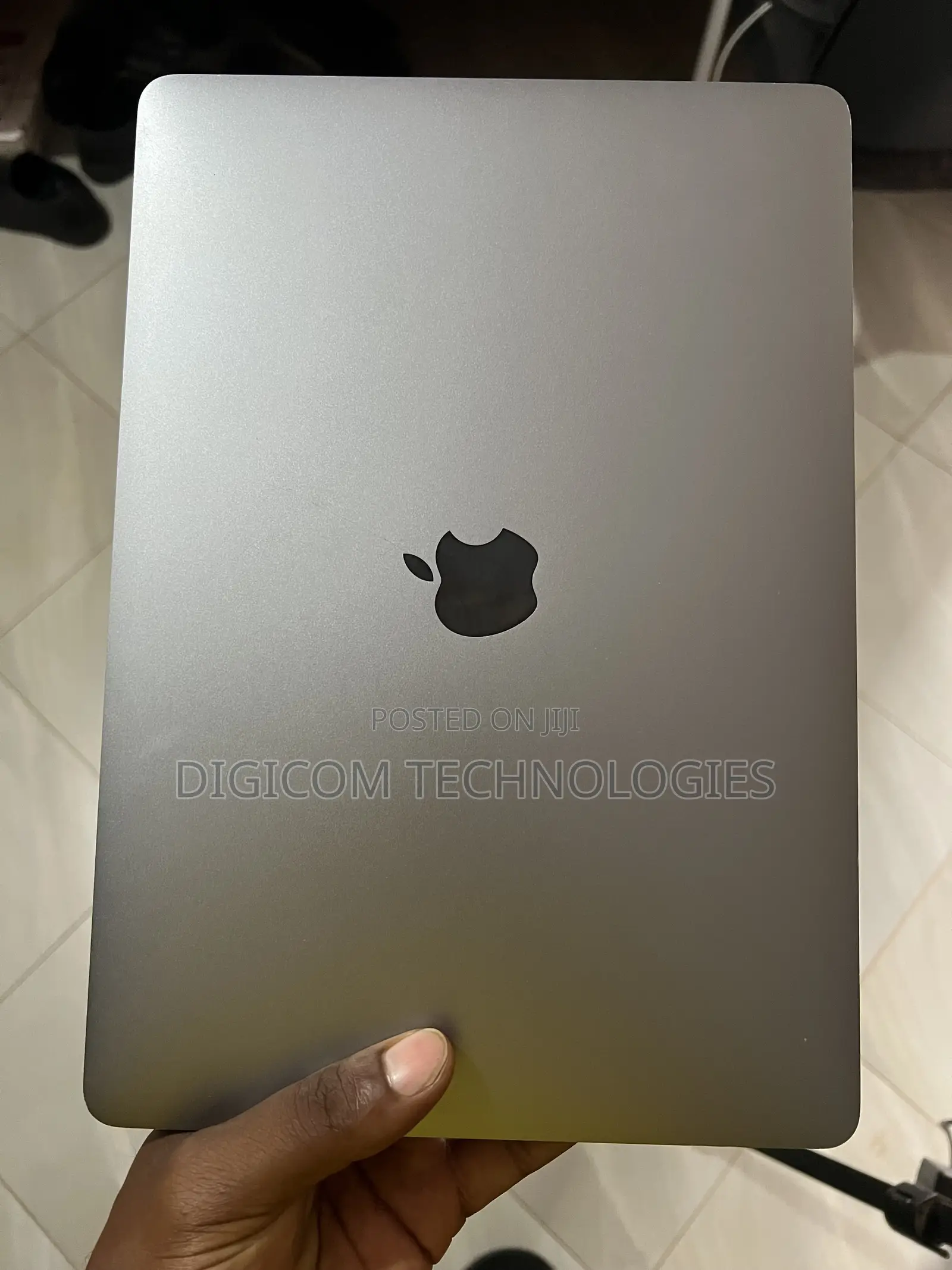 Laptop Apple MacBook Pro 2018 16GB Intel Core i5 SSD 512GB