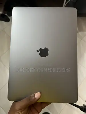 Laptop Apple MacBook Pro 2018 16GB Intel Core i5 SSD 512GB