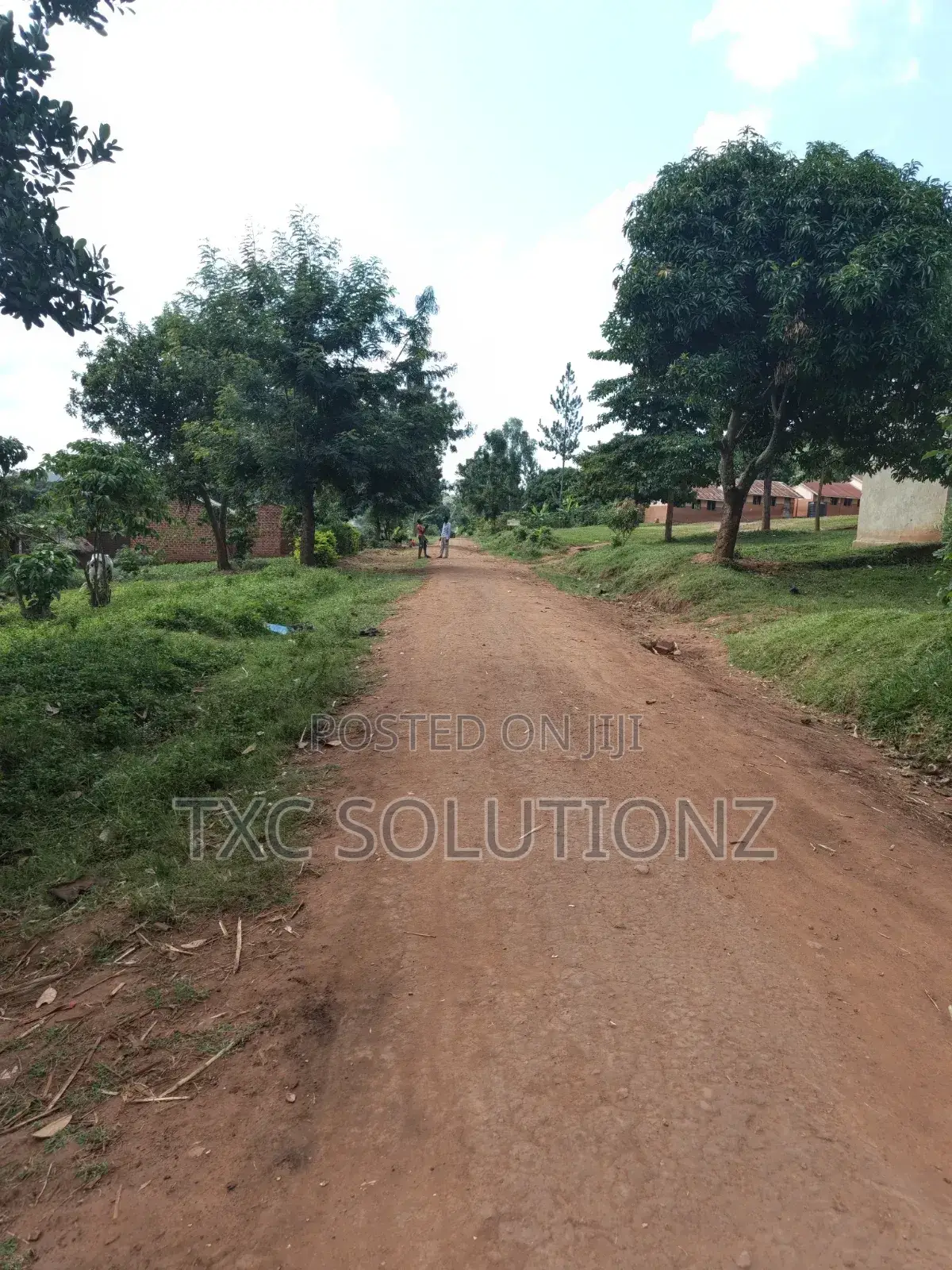 1acre Mixed Land Use for Sale Busede
