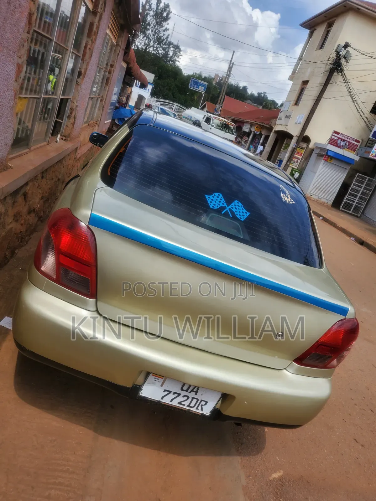 Toyota Platz 1.0 FWD 2000 Gold