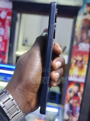 Infinix Smart 8 64 GB Black